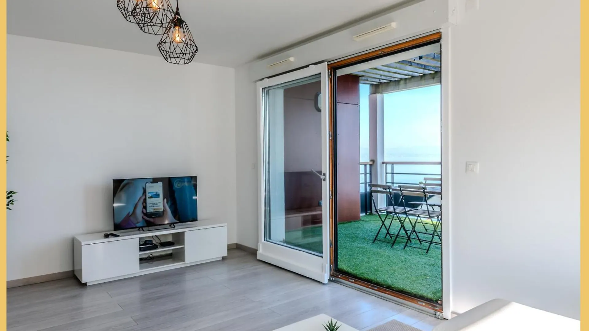 Le Rivage I T3 Bord Du Lac I Publier Apartment
